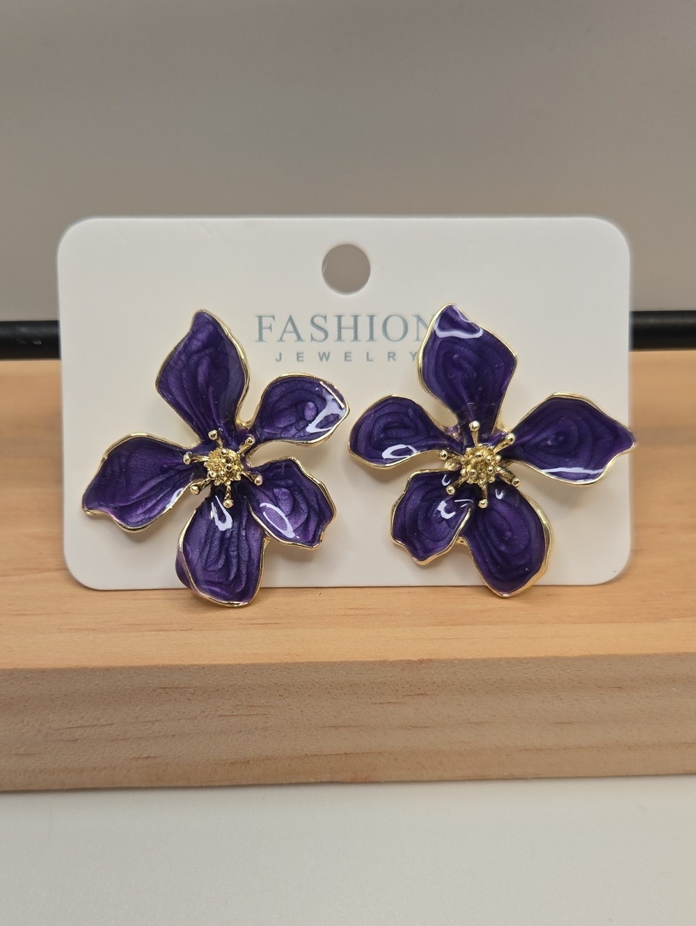 Gold-Trim Purple Flower Earrings COSTUME JEWELRY